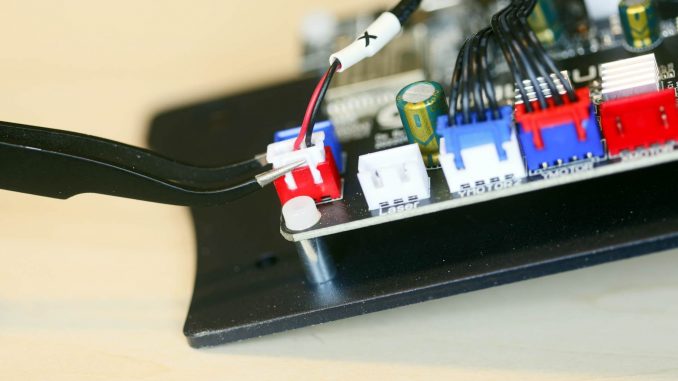 JST Stecker entfernen Pinzette