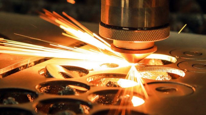Laser Metallbearbeitung